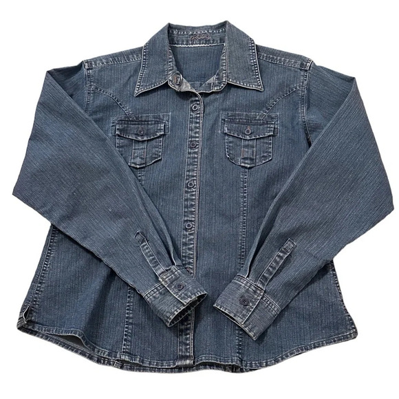 Riders fitted denim shirt, size medium - Picture 2 of 4